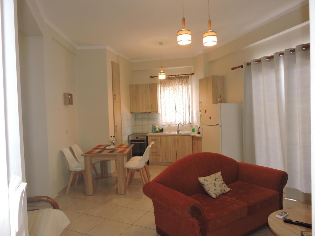 Sweet Suites Amaliada Екстериор снимка